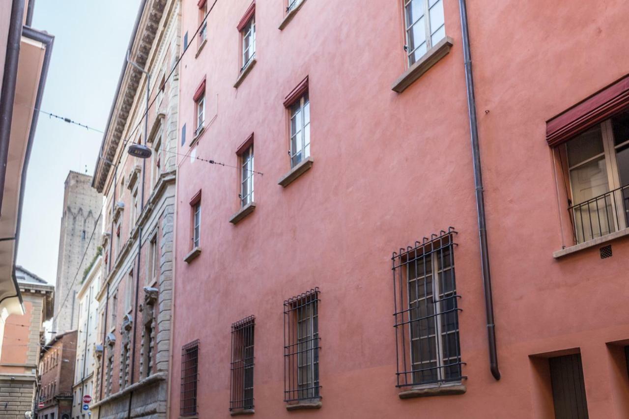 Palazzo Bocchi - The Place Apartments Bologna Ngoại thất bức ảnh
