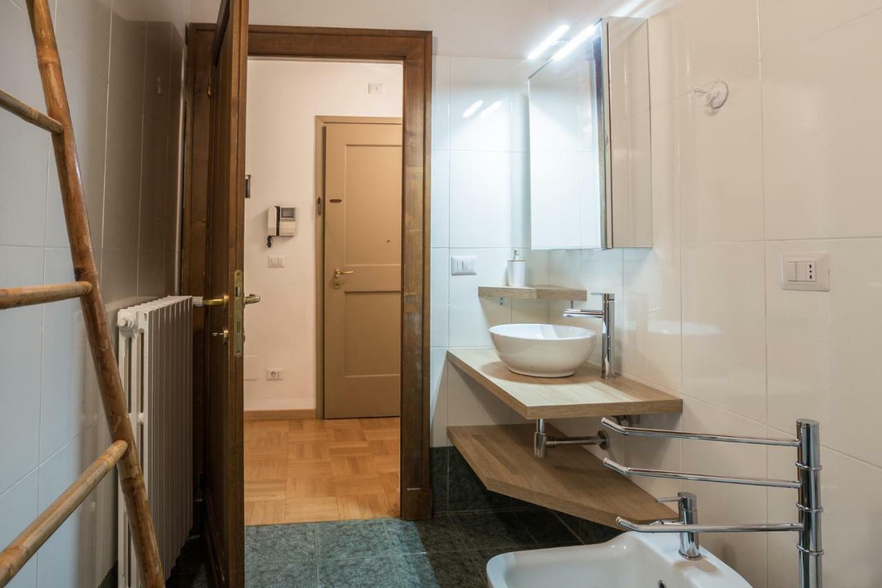 Palazzo Bocchi - The Place Apartments Bologna Ngoại thất bức ảnh